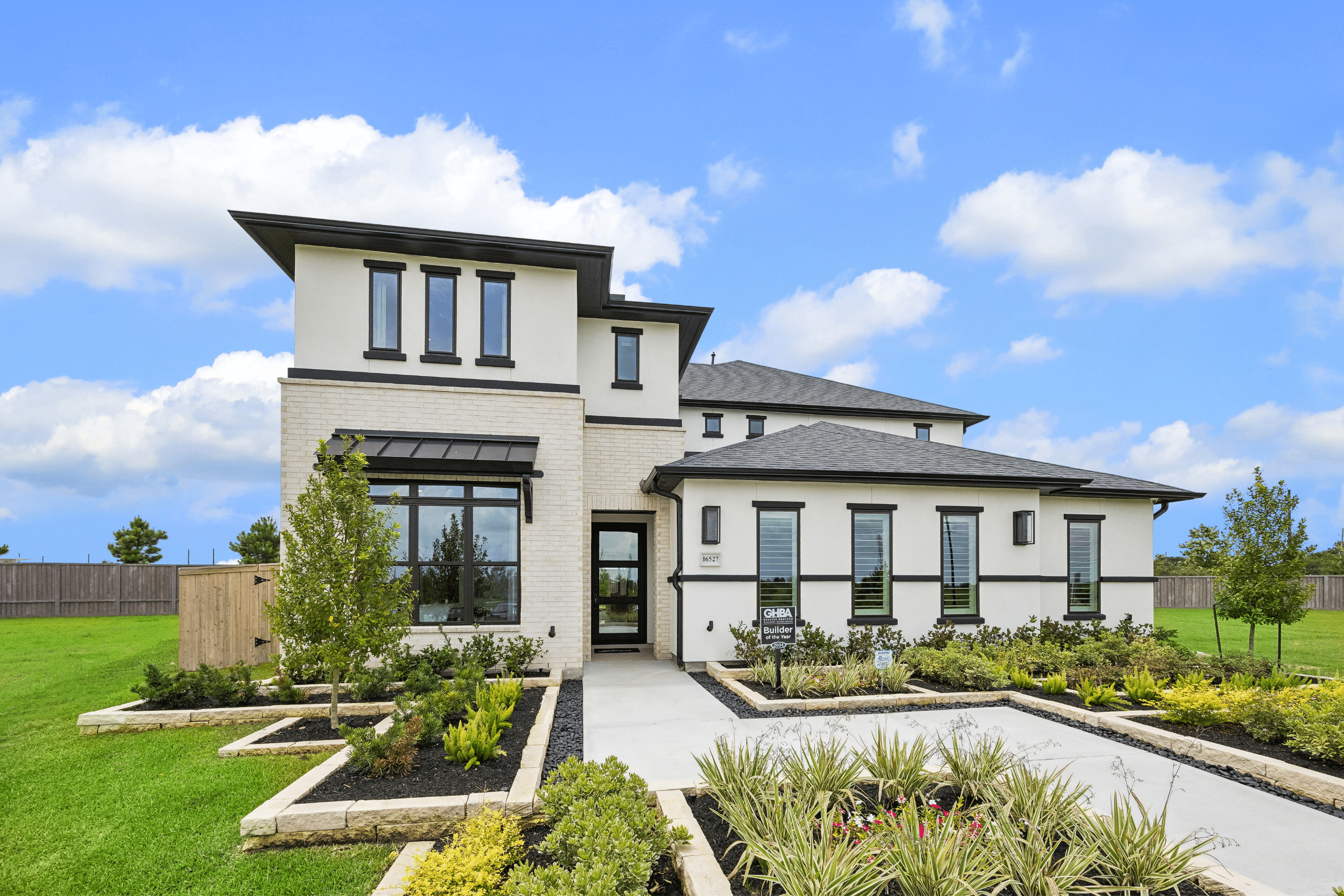 The Grand Prairie multi-builder community near Houston